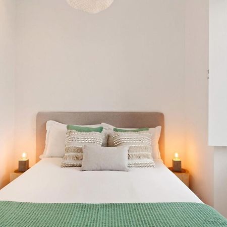 Modern Portuguese 1 Bedroom Apartment In Belem リスボン エクステリア 写真