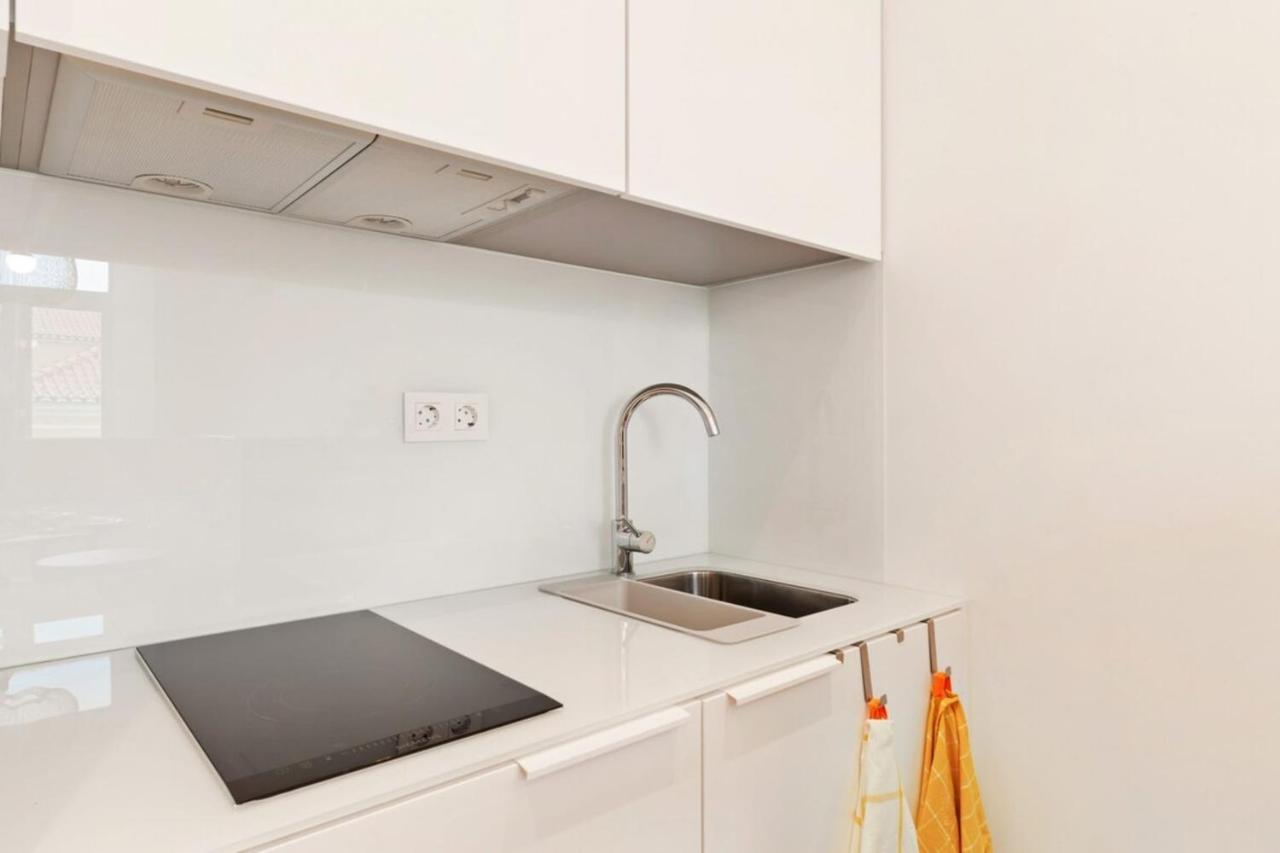 Modern Portuguese 1 Bedroom Apartment In Belem リスボン エクステリア 写真
